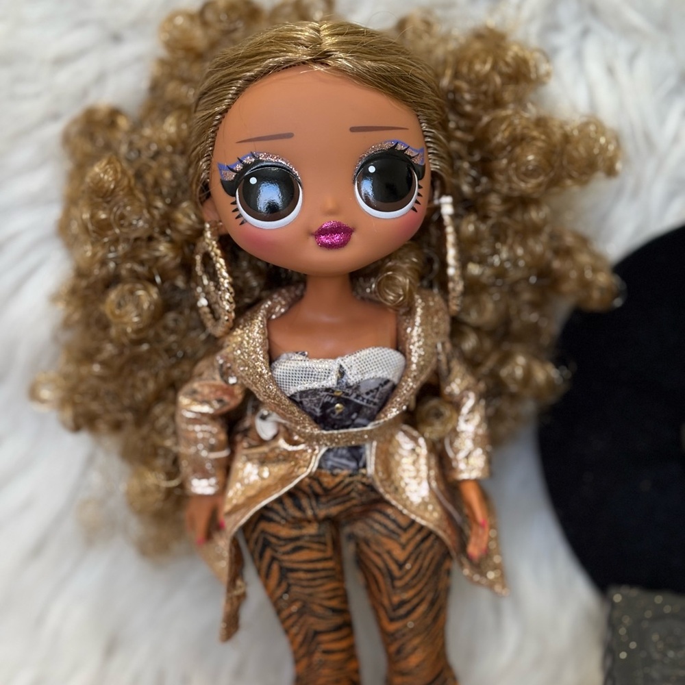 L.O.L. OMG Surprise! Da Boss Series 3 Fashion Doll - Picture 13 of 14
